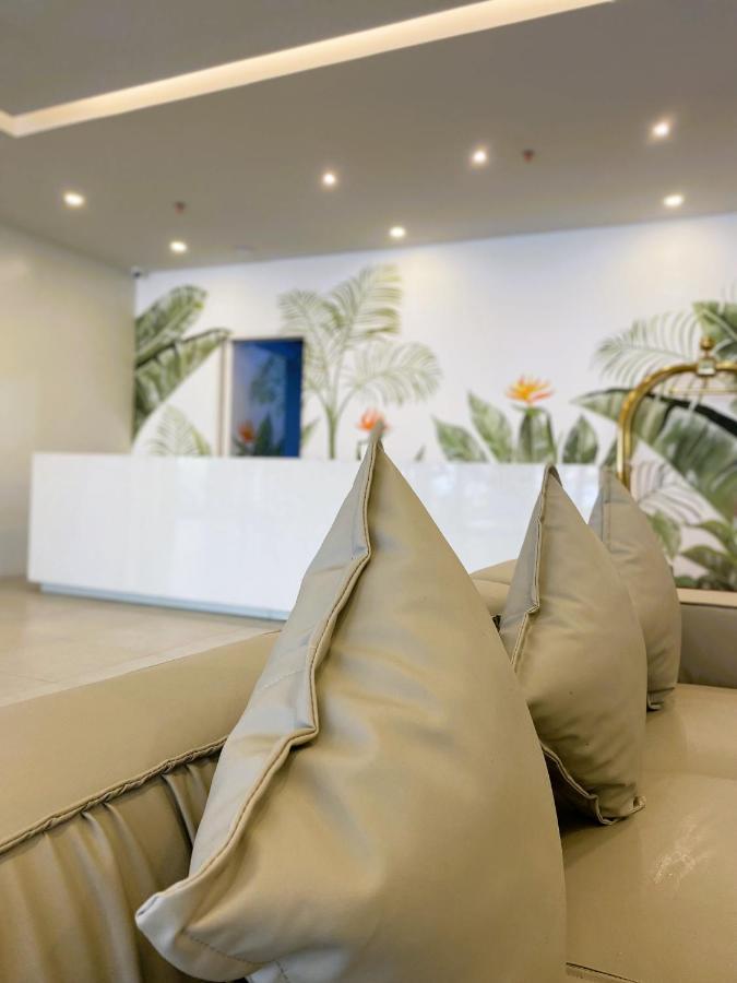 Levo Hotel Urdaneta Exterior photo