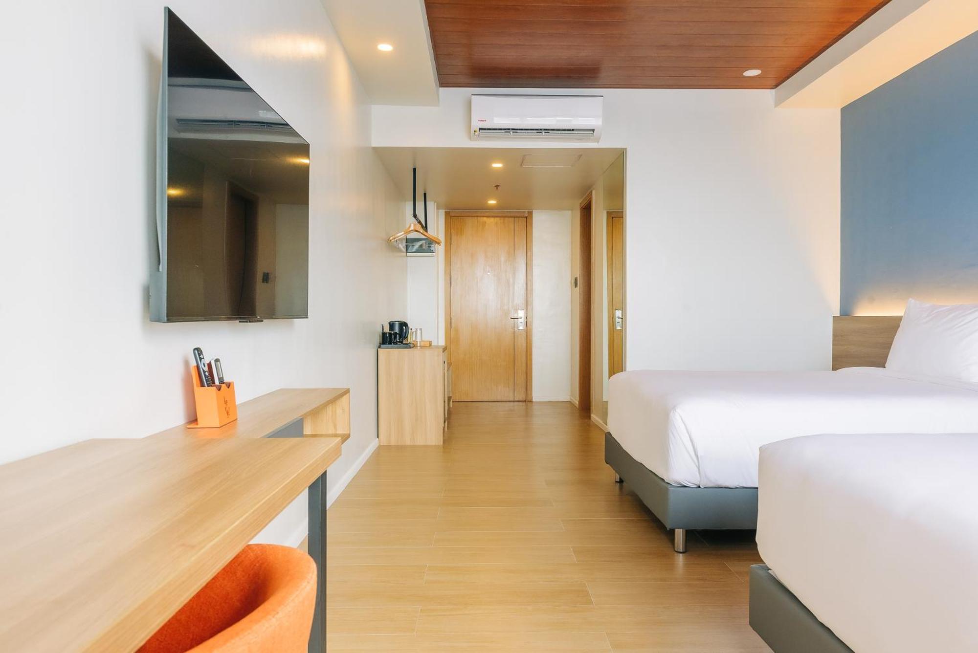 Levo Hotel Urdaneta Exterior photo
